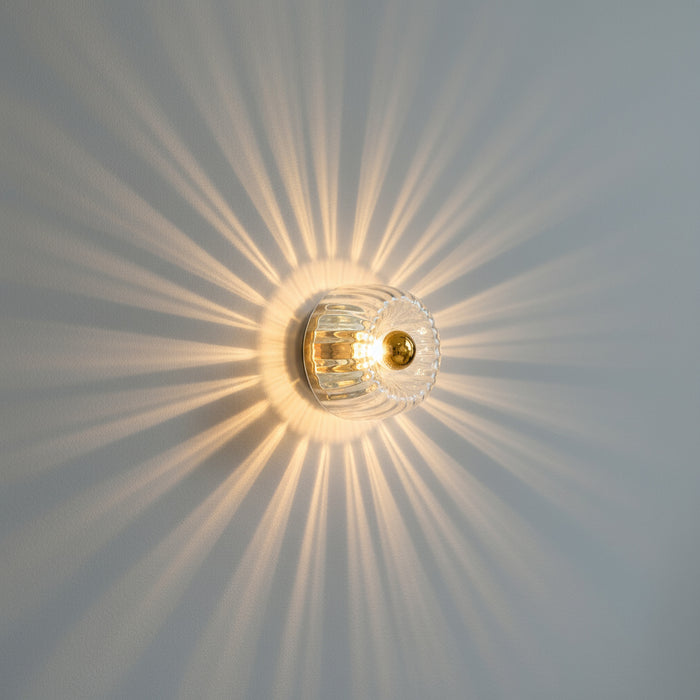 Majlis – Glass Sunburst Wall Light Bauhaus Furniture BO-HA Gold